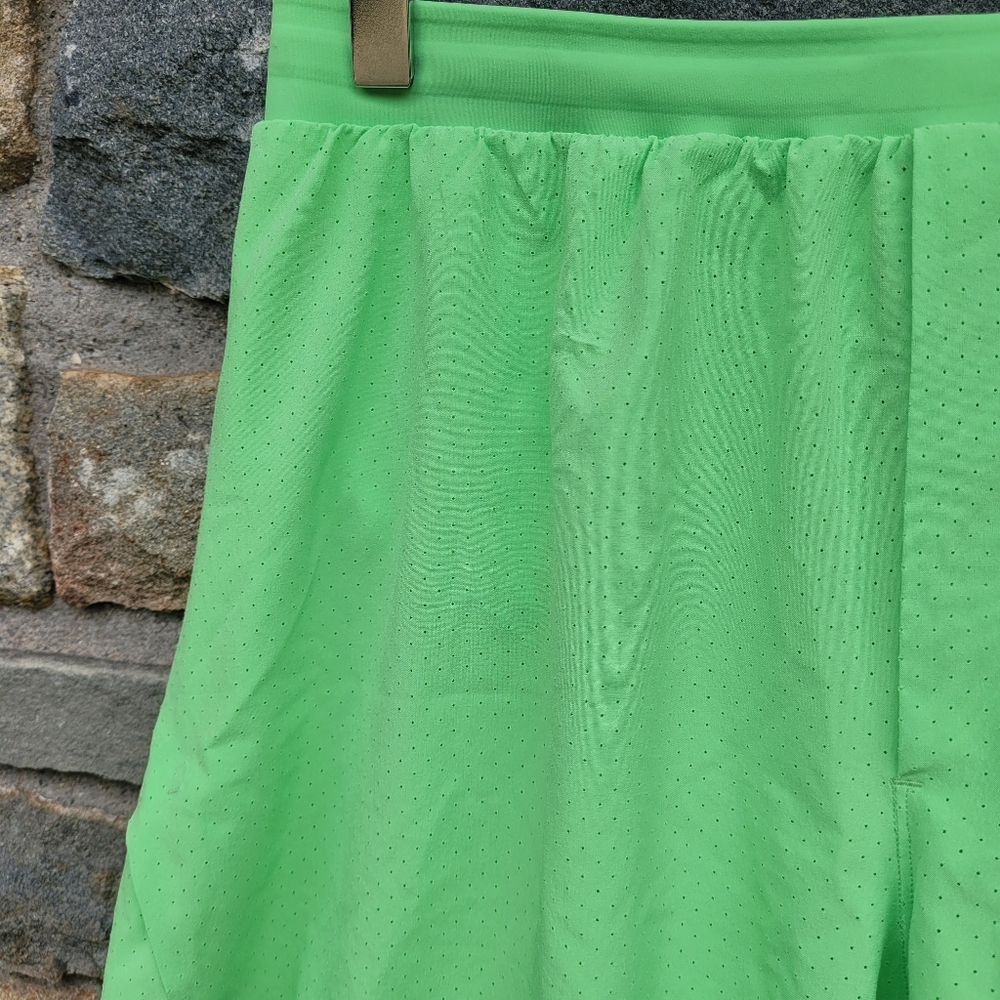 Lululemon Fast And Free Shorts - Picture 4 of 15